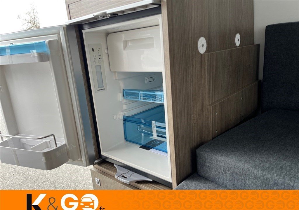 PEUGEOT EXPERT FOURGON LOISIRS FGN TOLE STANDARD 1.5 BLUEHDI 120 S&S BVM6