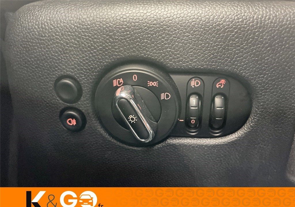 MINI HATCH 5 PORTES F55 LCI II Hatch 5 Portes Cooper 136 ch DKG7