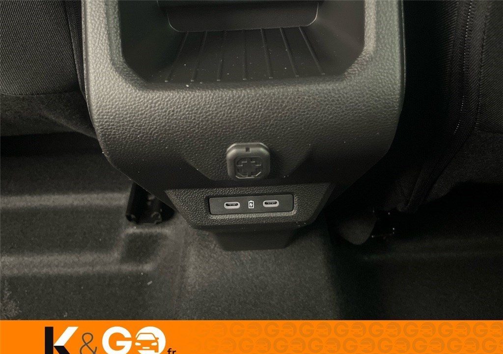 DACIA DUSTER HYBRID 140 4X2