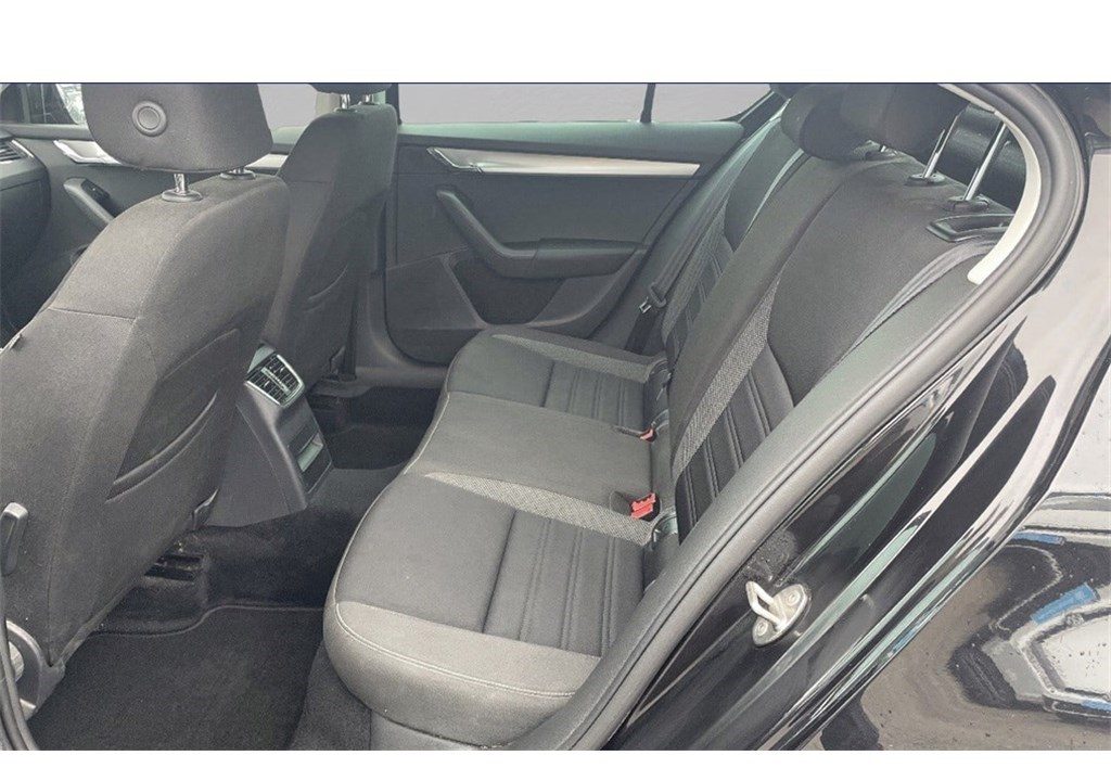 SKODA OCTAVIA 1.0 TSI 116 CH