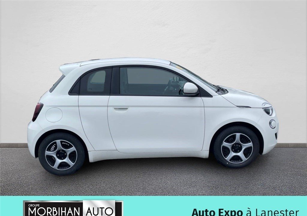 FIAT 500e 3+1 MY22 SERIE 1 STEP 2 3+1 E 95 CH