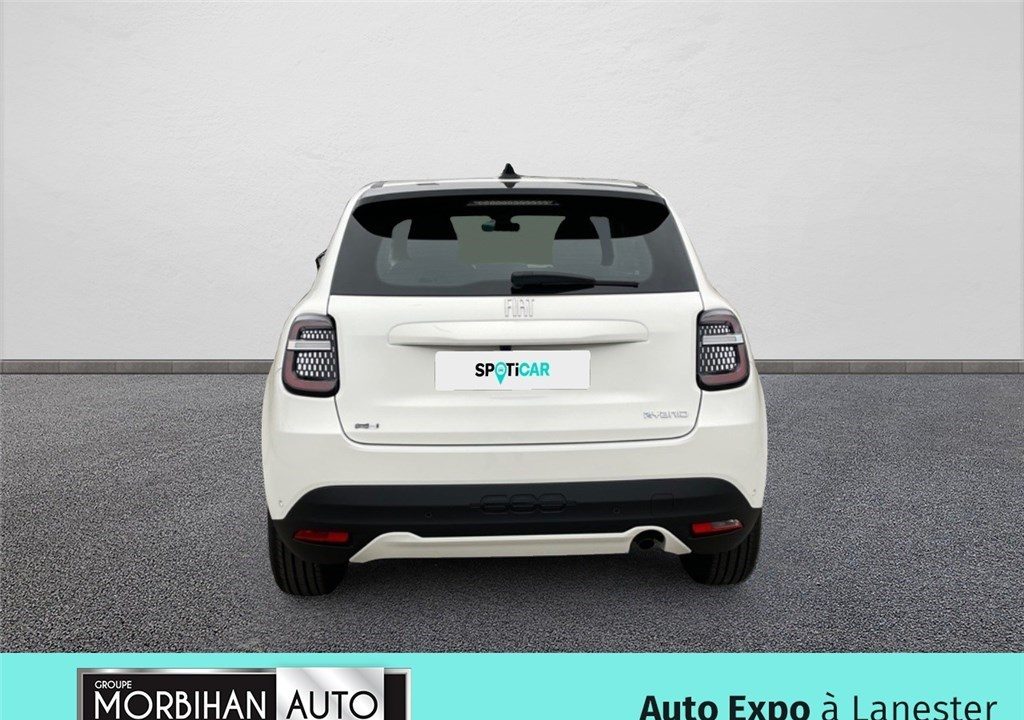 FIAT 600 SOCIETE 600 1.2 HYBRID 100 CH DCT6