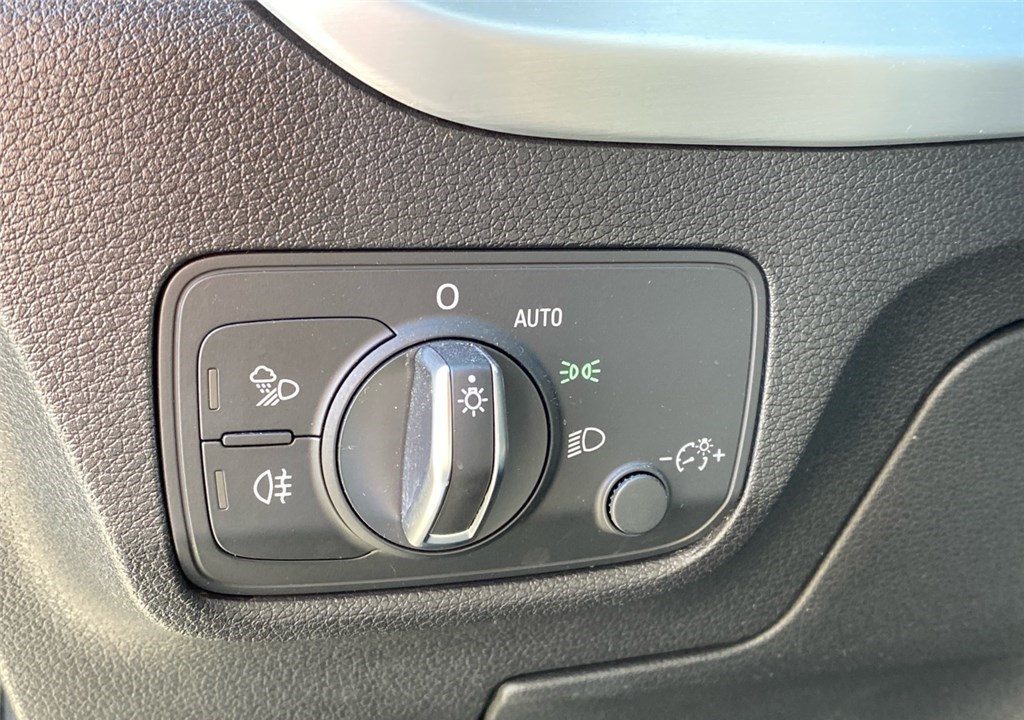 AUDI Q2 35 TFSI COD 150 S TRONIC 7