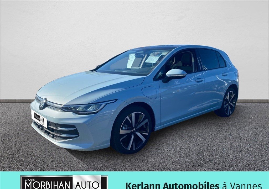 VOLKSWAGEN GOLF 1.5 EHYBRID 204 DSG6
