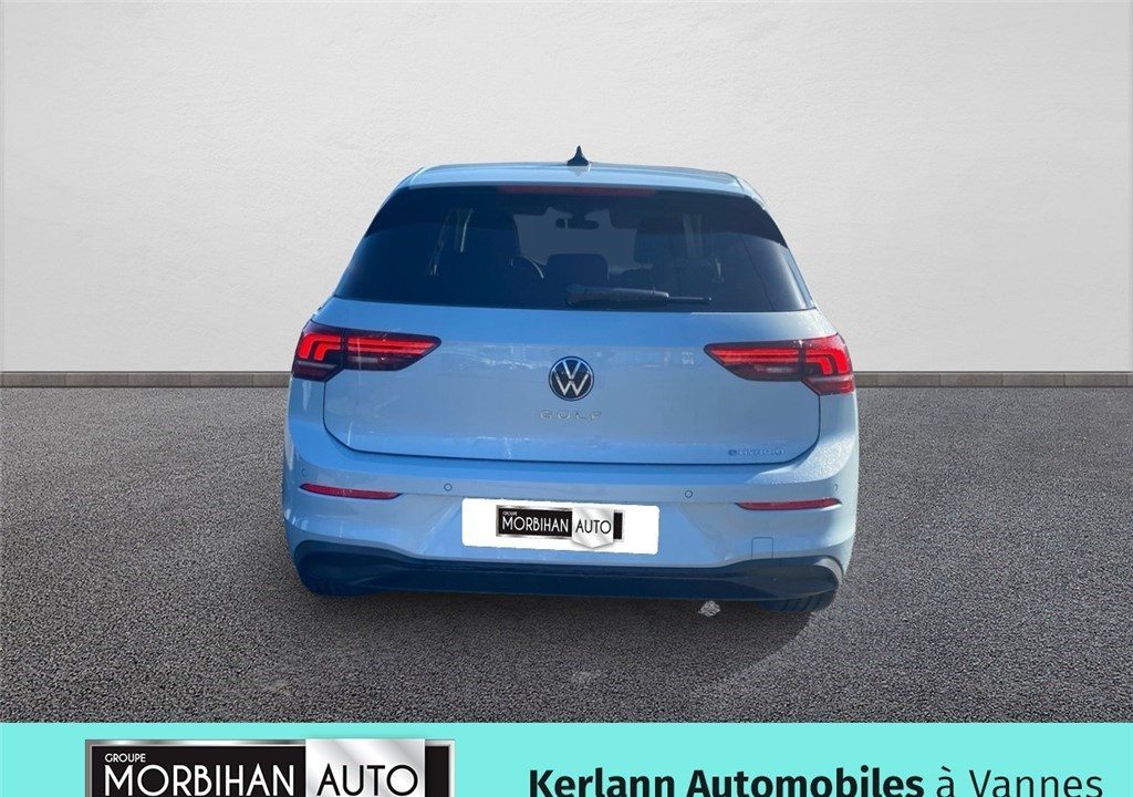 VOLKSWAGEN GOLF 1.5 EHYBRID 204 DSG6