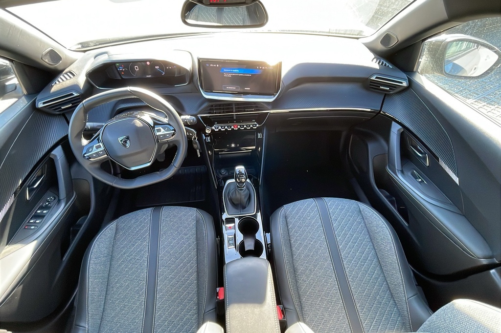 Peugeot 2008 PureTech 100 S&S BVM6 Allure
