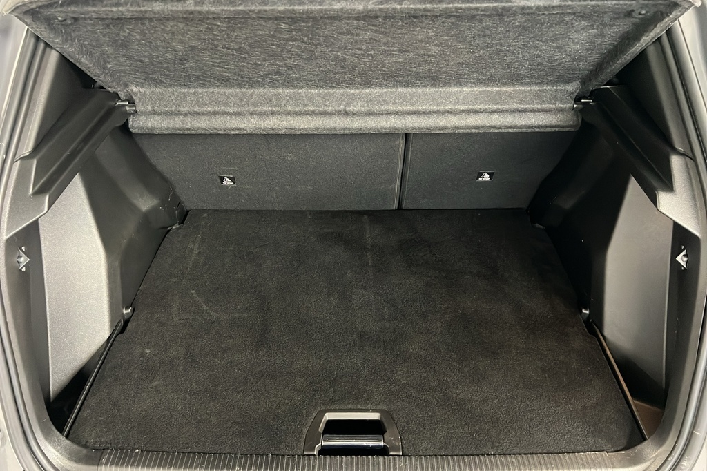 Peugeot 2008 PureTech 100 S&S BVM6 Allure