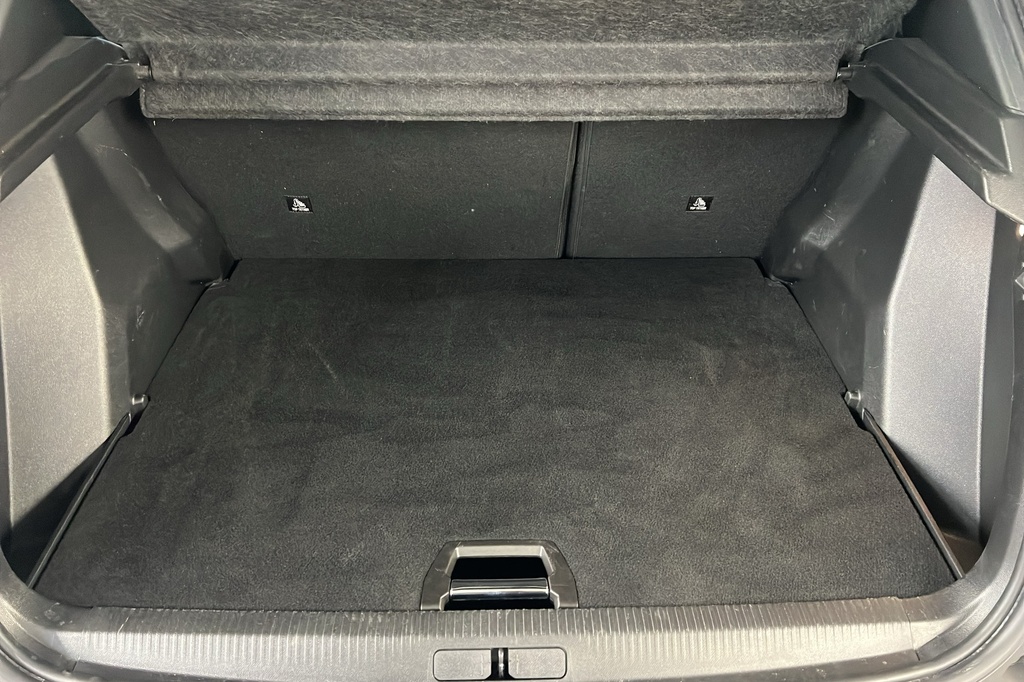 Peugeot 2008 PureTech 100 S&S BVM6 Allure