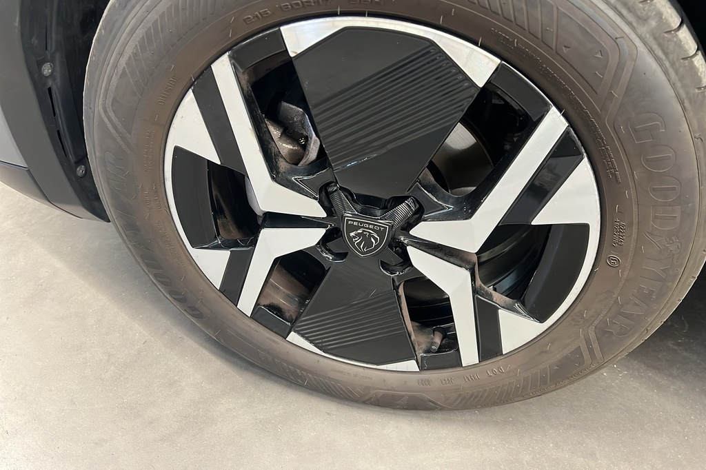 Peugeot 2008 PureTech 100 S&S BVM6 Allure
