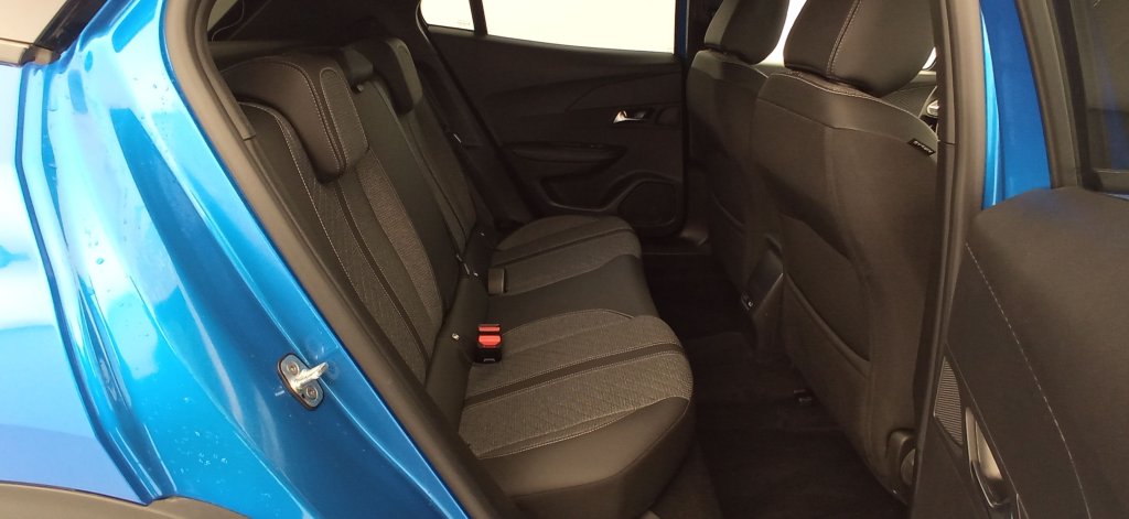 Peugeot 2008 PureTech 100 S&S BVM6 Allure