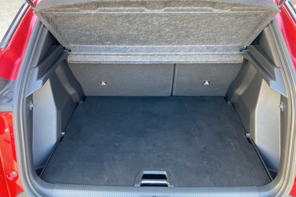 Peugeot 2008 PureTech 100 S&S BVM6 Allure