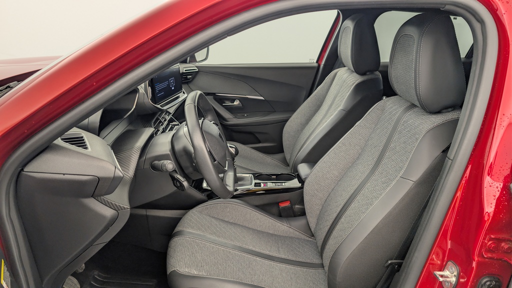 Peugeot 2008 PureTech 100 S&S BVM6 Allure
