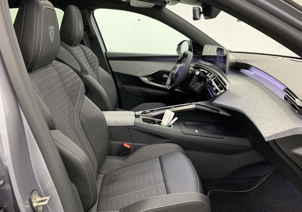 Peugeot 3008 Hybrid 145 e-DCS6 GT