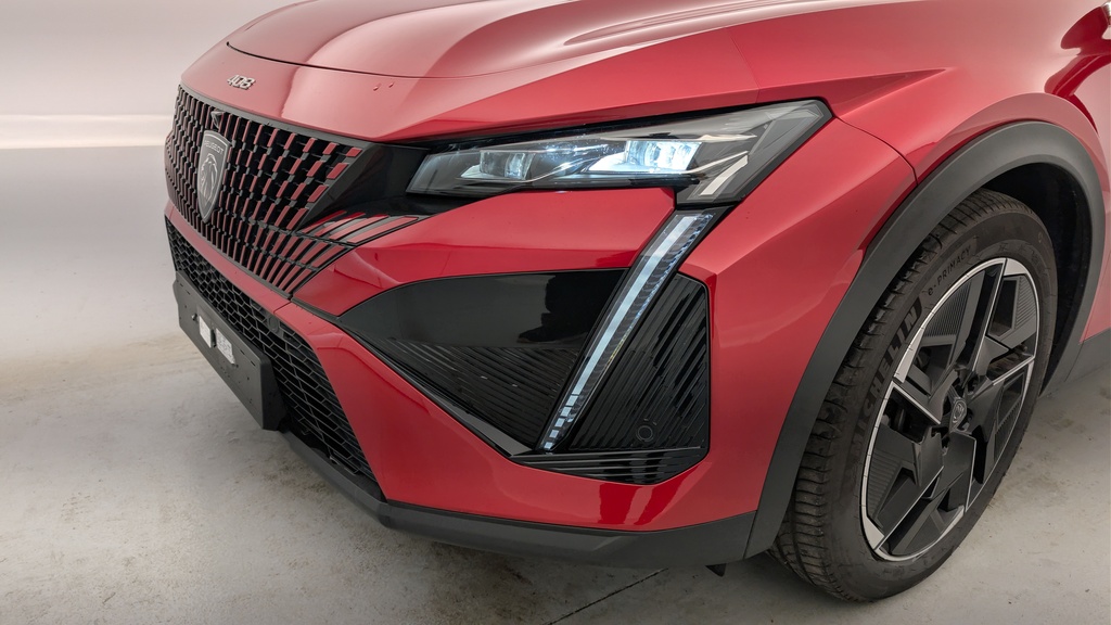 Peugeot 408 Hybrid 145 e-DCS6 GT