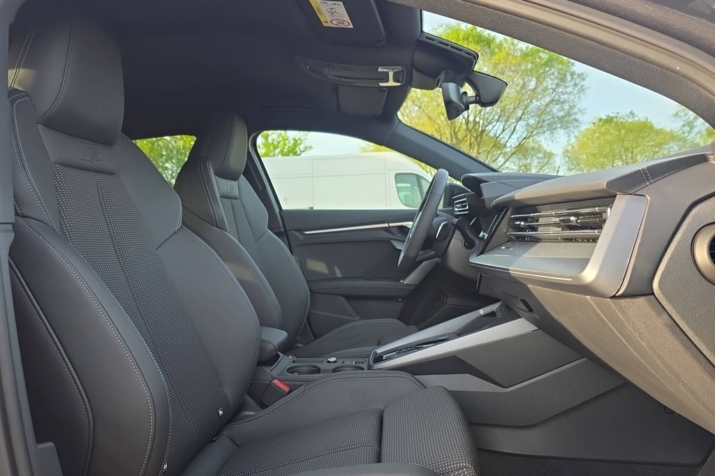 Audi A3 SPORTBACK NOUVELLE 45 TFSI E HYBRIDE RECHARGEABLE 272 S TRONIC 6 S LINE