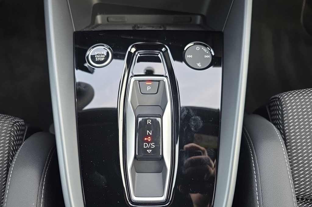 Audi A3 SPORTBACK NOUVELLE 45 TFSI E HYBRIDE RECHARGEABLE 272 S TRONIC 6 S LINE