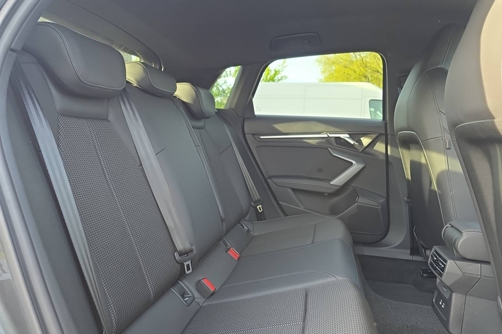 Audi A3 SPORTBACK NOUVELLE 45 TFSI E HYBRIDE RECHARGEABLE 272 S TRONIC 6 S LINE