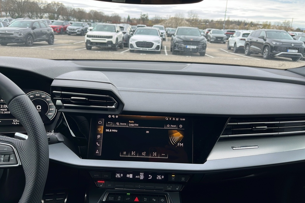 Audi A3 SPORTBACK NOUVELLE 45 TFSI E HYBRIDE RECHARGEABLE 272 S TRONIC 6 S LINE