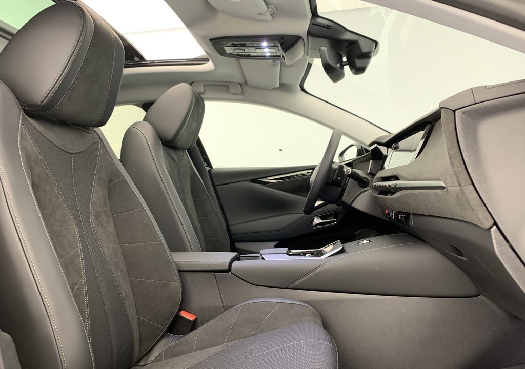 Ds N°4 Hybride 145 e-DCT6 Etoile – Alcantara