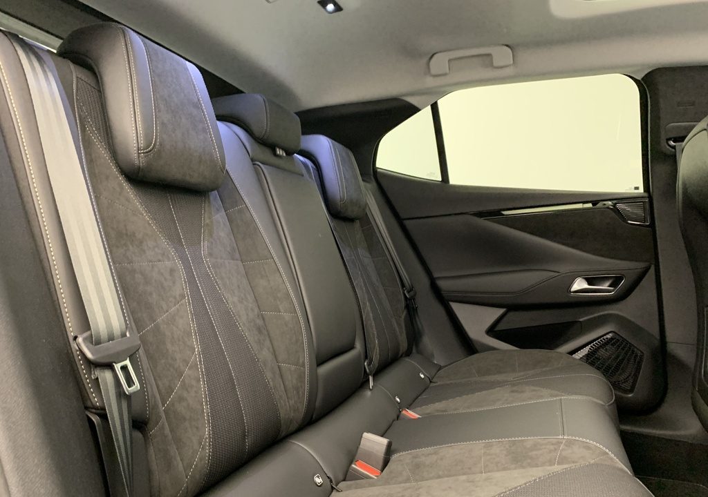 Ds N°4 Hybride 145 e-DCT6 Etoile – Alcantara