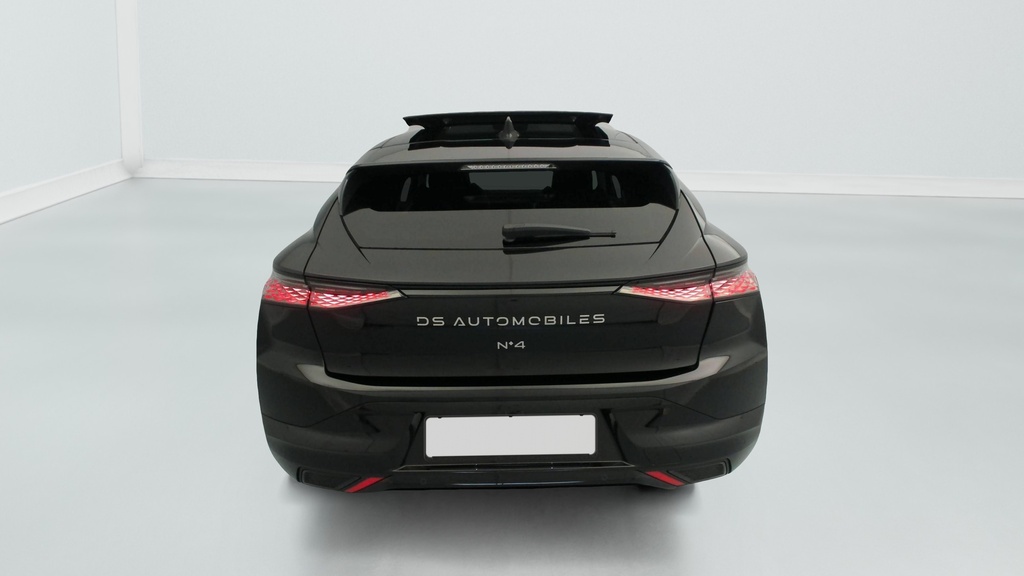 Ds N°4 Hybride 145 e-DCT6 Etoile – Alcantara