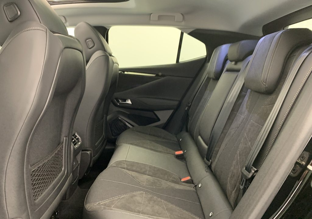 Ds N°4 Hybride 145 e-DCT6 Etoile – Alcantara