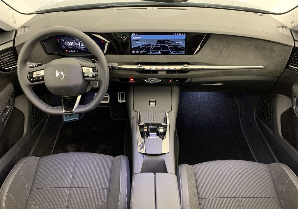 Ds N°4 Hybride 145 e-DCT6 Etoile – Alcantara