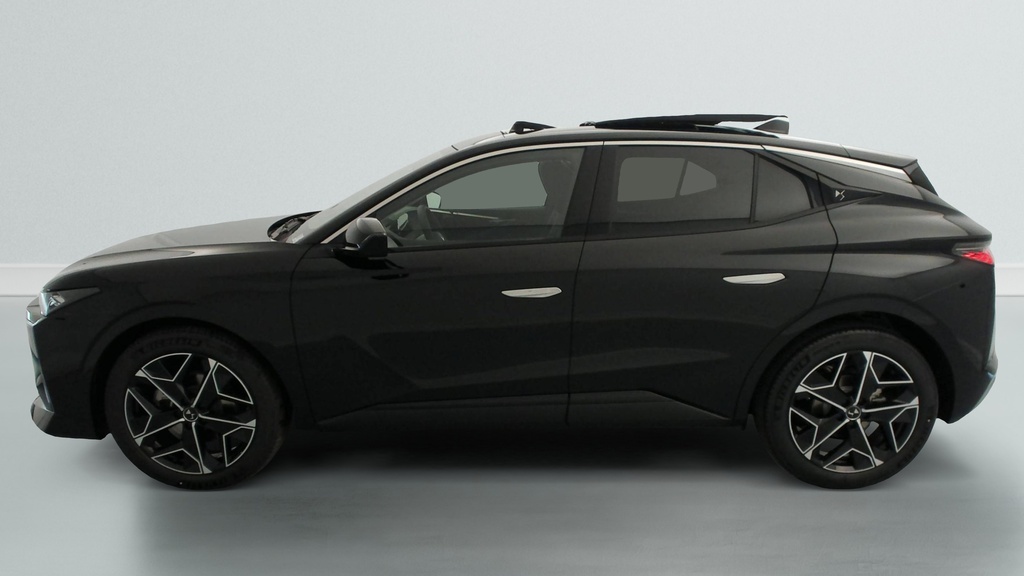 Ds N°4 Hybride 145 e-DCT6 Etoile – Alcantara