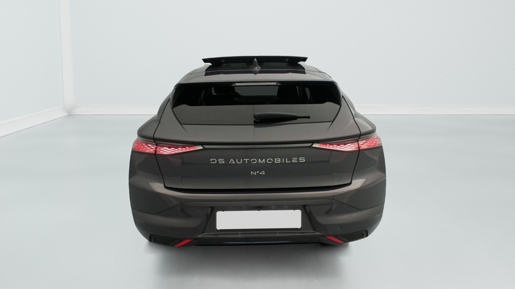 Ds N°4 Hybride 145 e-DCT6 Etoile – Alcantara