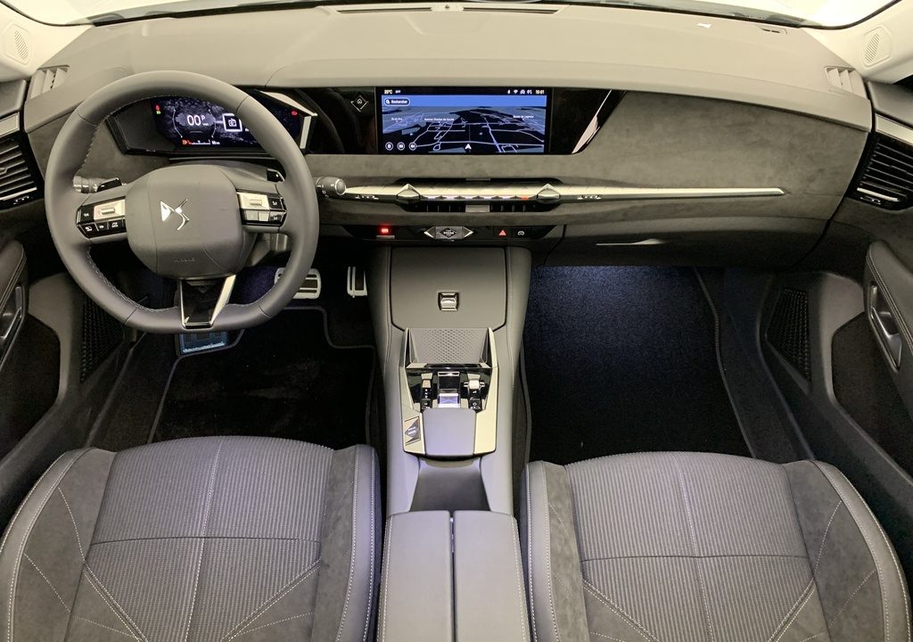 Ds N°4 Hybride 145 e-DCT6 Etoile – Alcantara