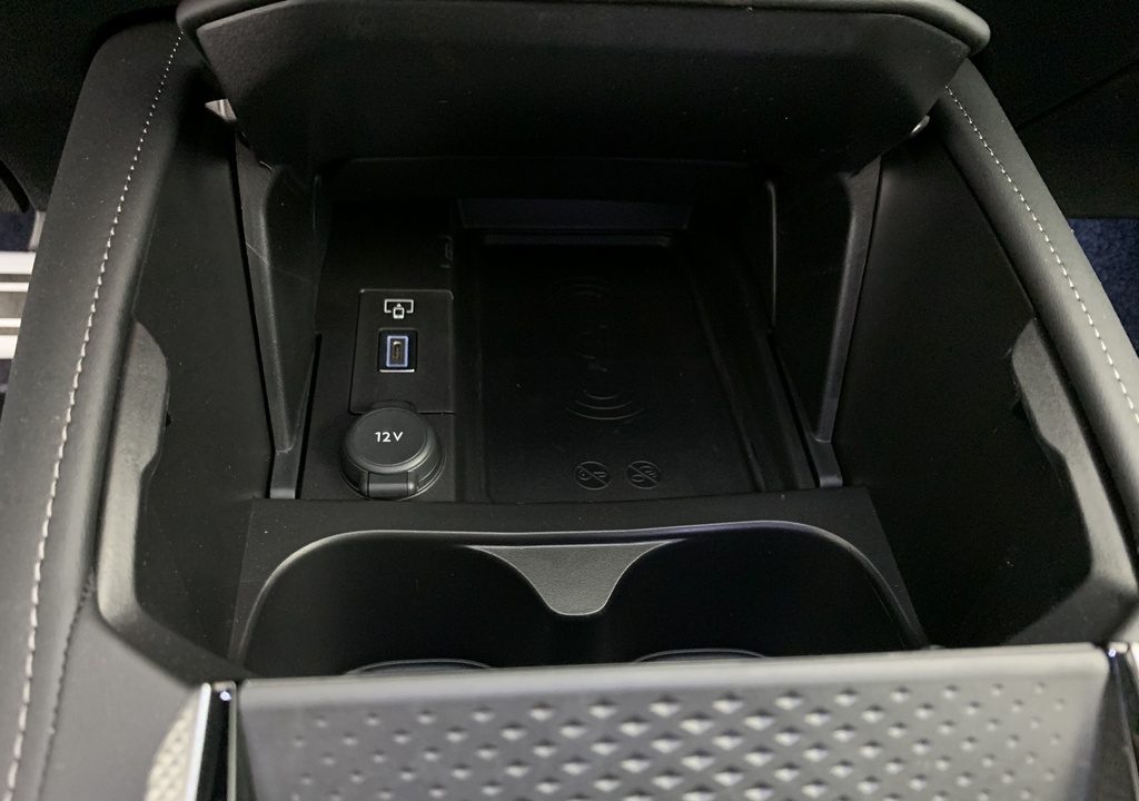 Ds N°4 Hybride 145 e-DCT6 Etoile – Alcantara