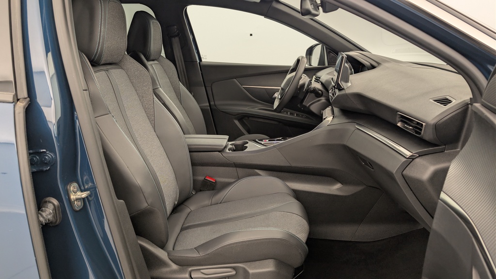 Peugeot 3008 Hybrid 180 e-EAT8 Allure Pack