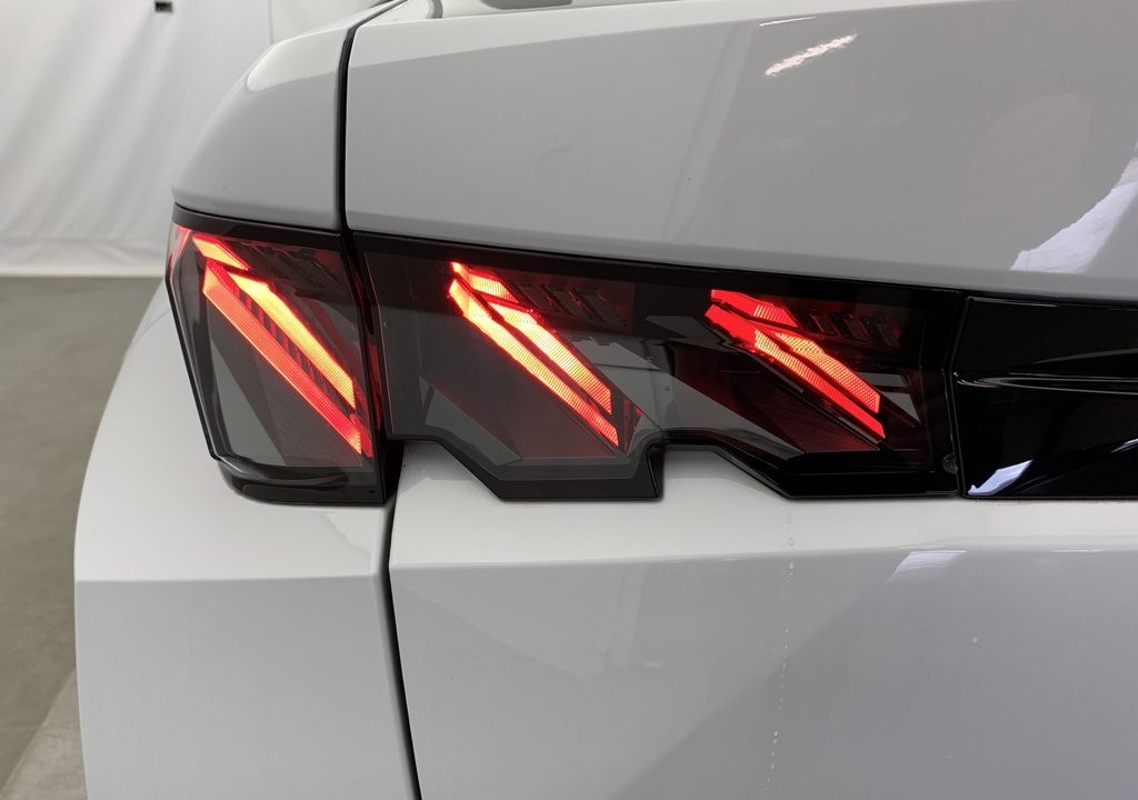 Peugeot 3008 Hybrid 145 e-DCS6 GT