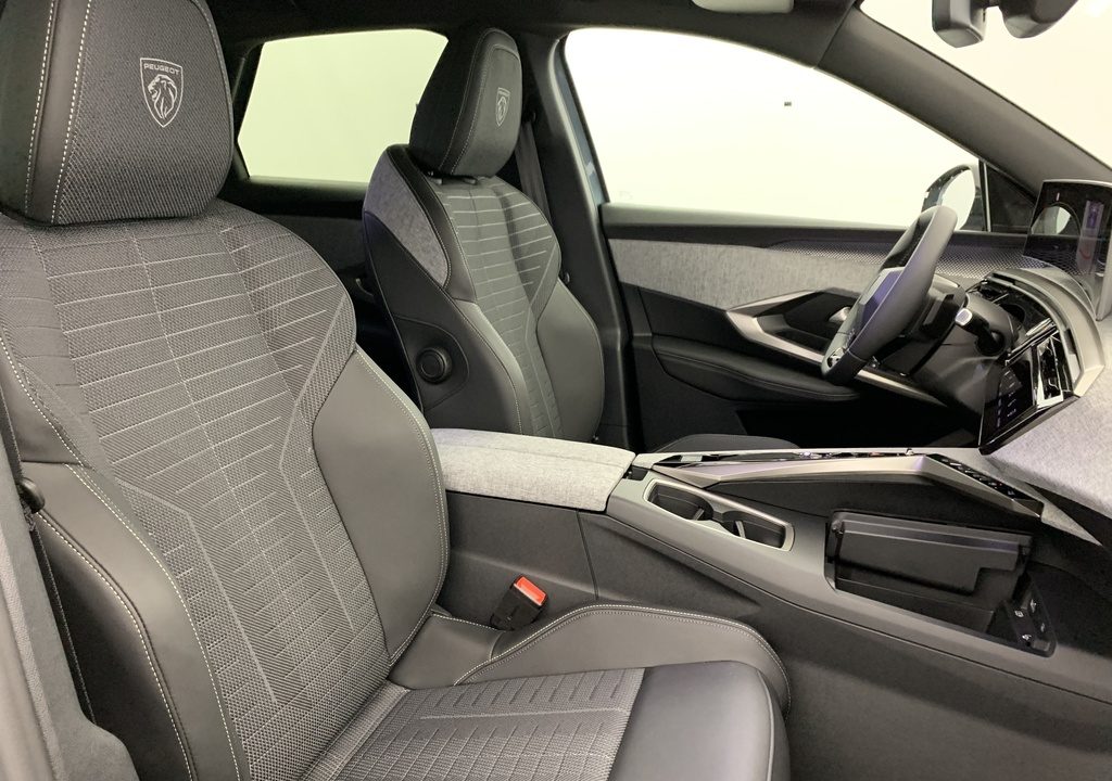 Peugeot 3008 Hybrid 145 e-DCS6 GT