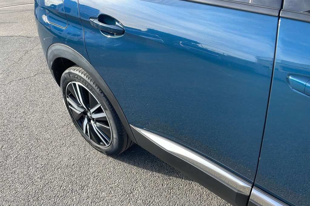 Peugeot 3008 Hybrid 180 e-EAT8 Allure Pack