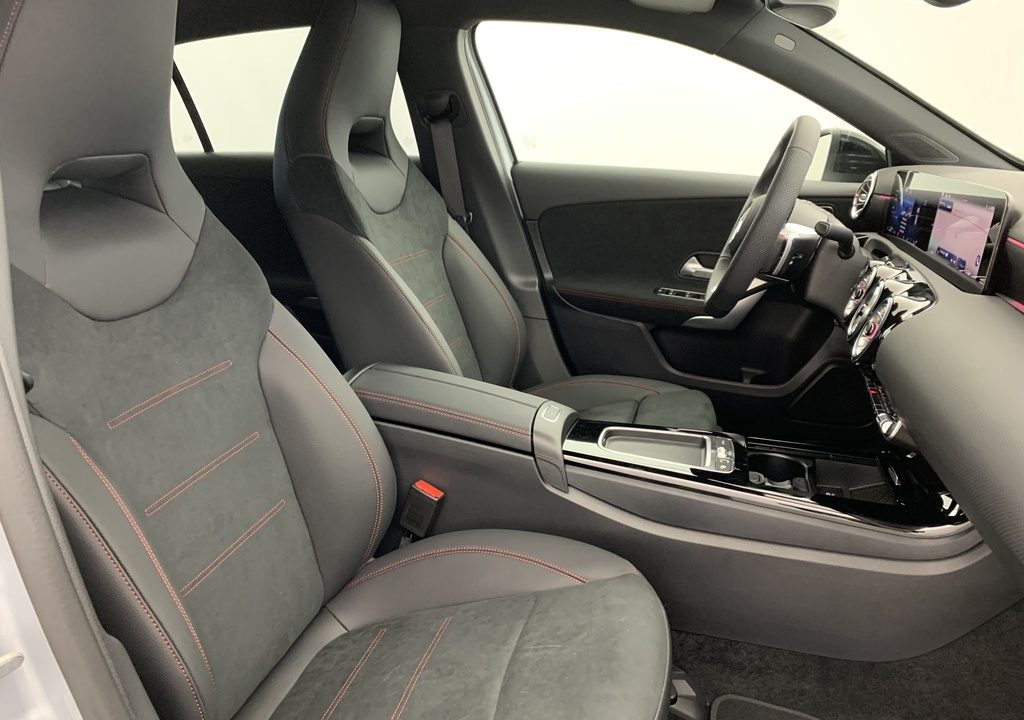 Mercedes-benz CLASSE A 200 d 8G-DCT AMG Line