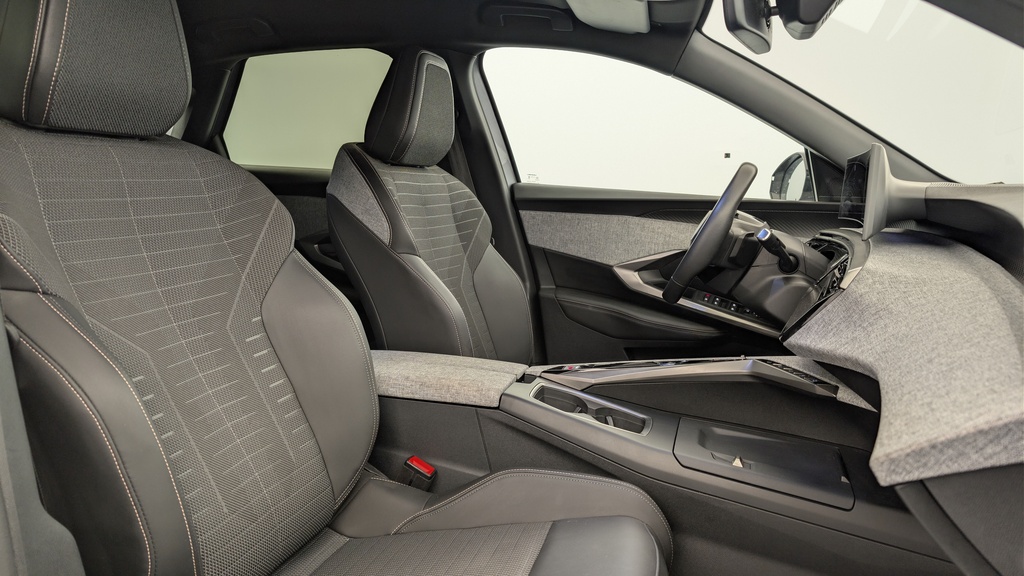 Peugeot 3008 Hybrid 136 e-DCS6 Allure