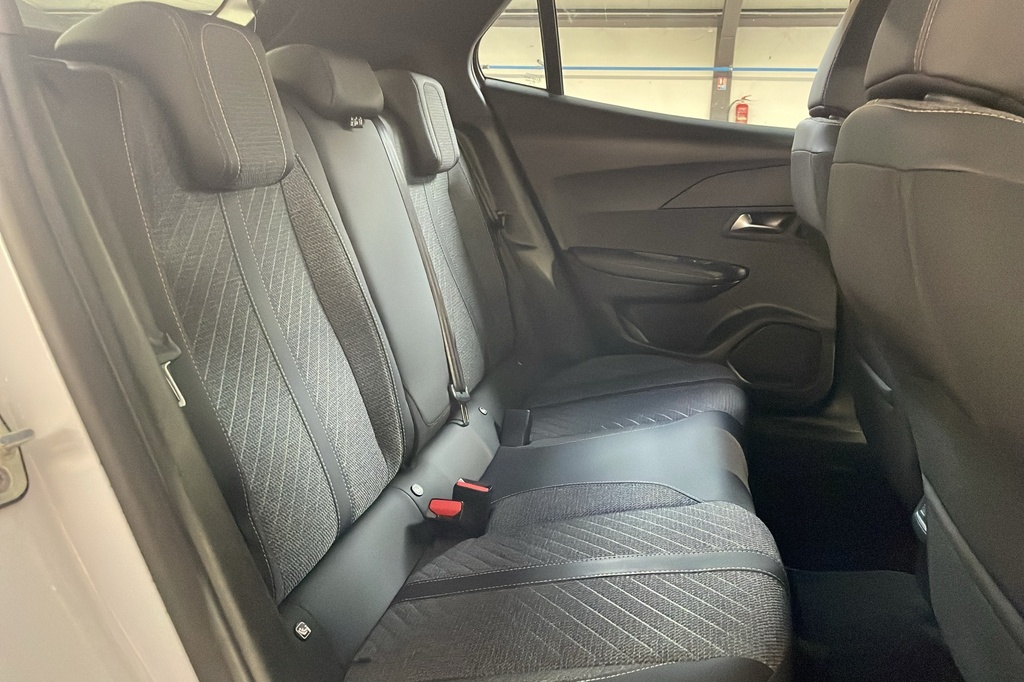 Peugeot 2008 100 S&S BVM6 Allure