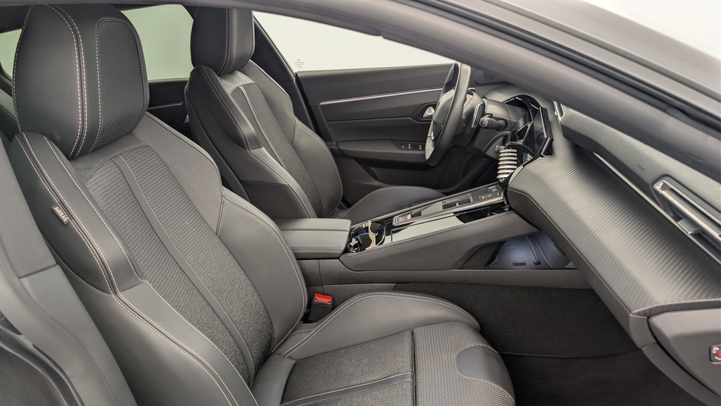 Peugeot 508 SW Hybrid 225 e-EAT8 Allure