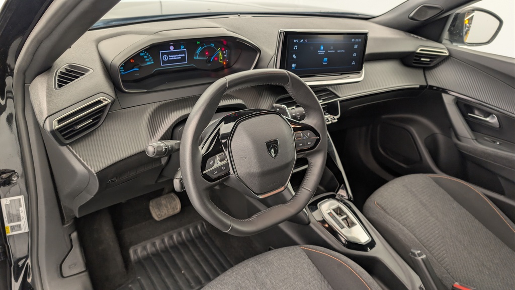 Peugeot 2008 Hybrid 136 e-DCS6 Style