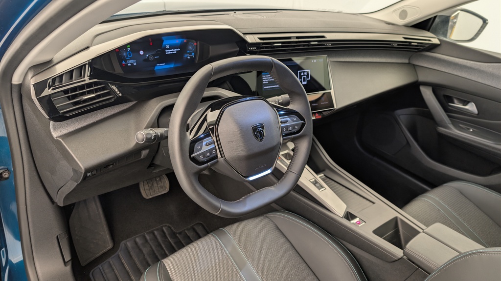 Peugeot 408 Hybrid 145 e-DCS6 Allure