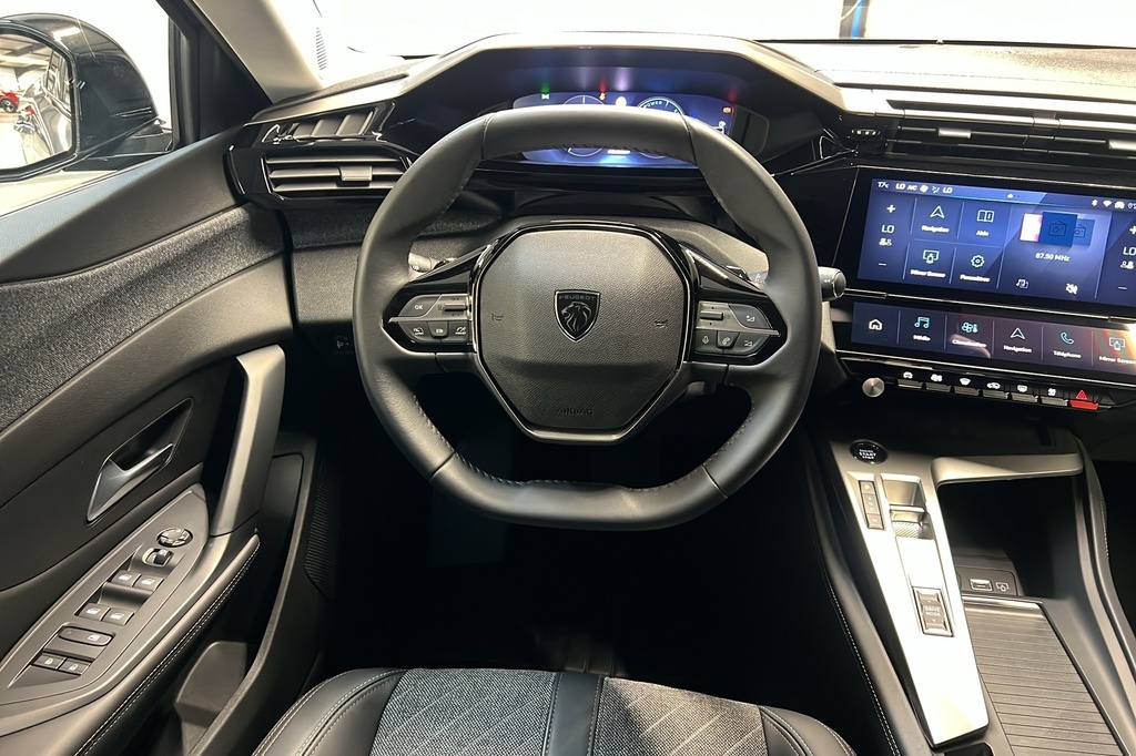 Peugeot 408 Hybrid 136 e-DCS6 Allure