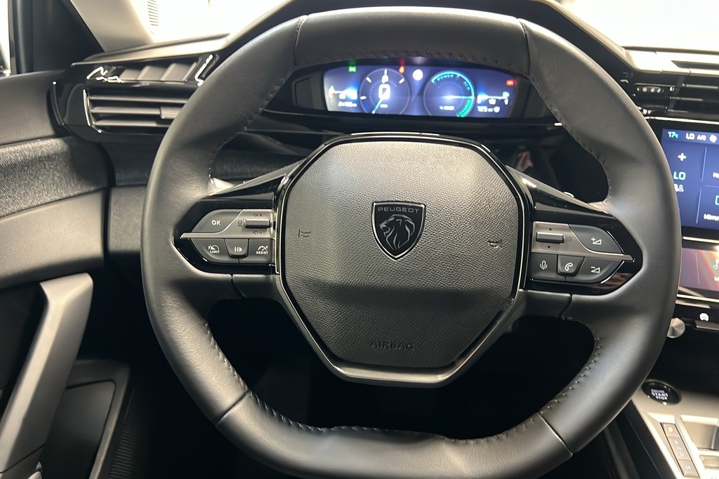 Peugeot 408 Hybrid 136 e-DCS6 Allure