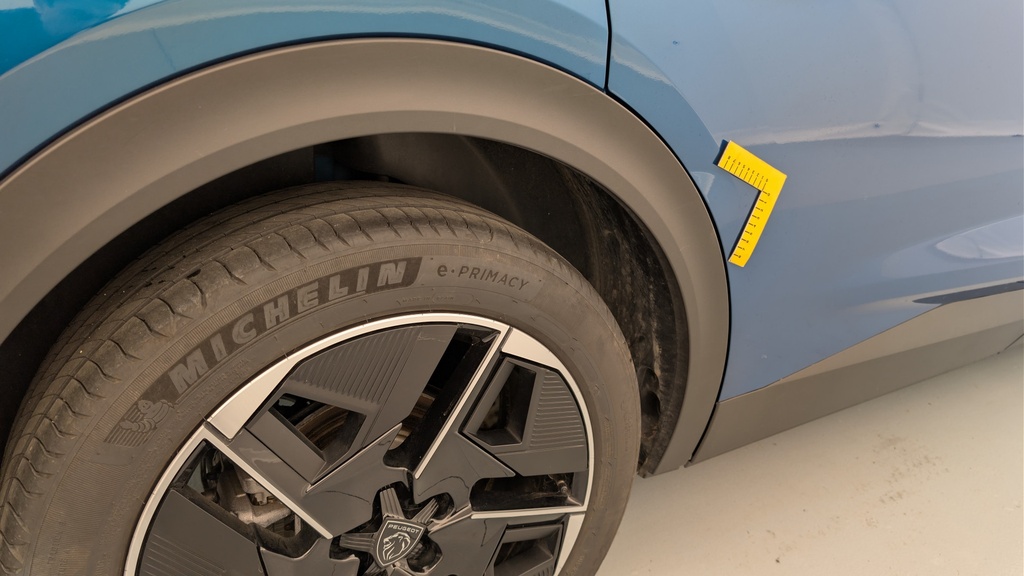 Peugeot 408 Hybrid 145 e-DCS6 GT