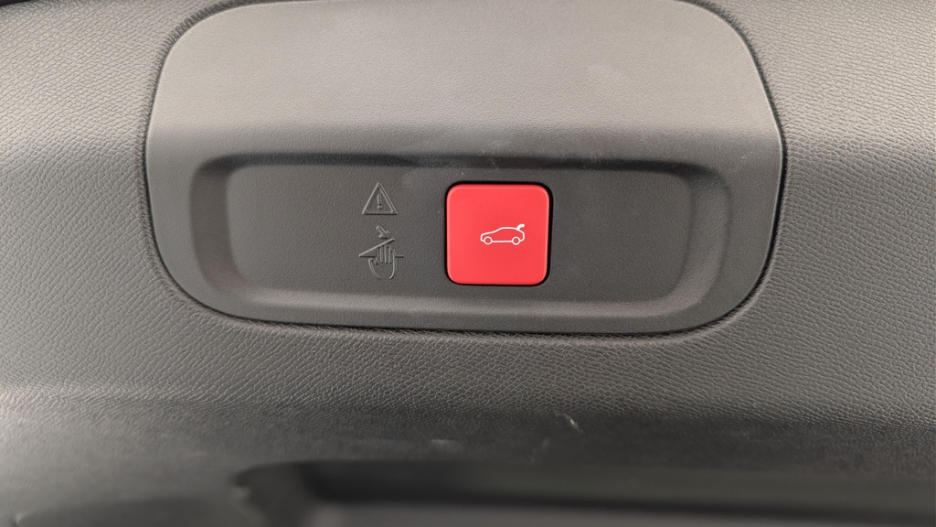 Peugeot 408 Hybrid 145 e-DCS6 GT