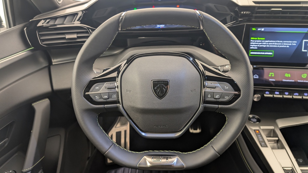 Peugeot 408 Hybrid 145 e-DCS6 GT