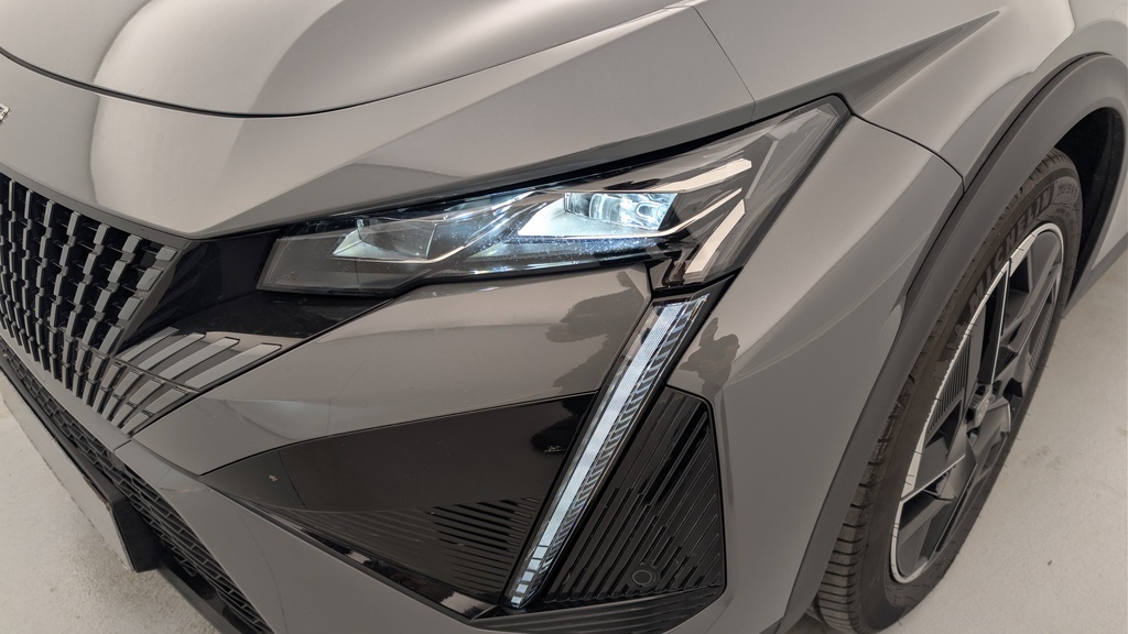 Peugeot 408 Hybrid 145 e-DCS6 GT