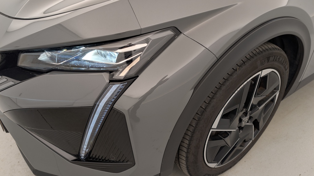 Peugeot 408 Hybrid 145 e-DCS6 GT
