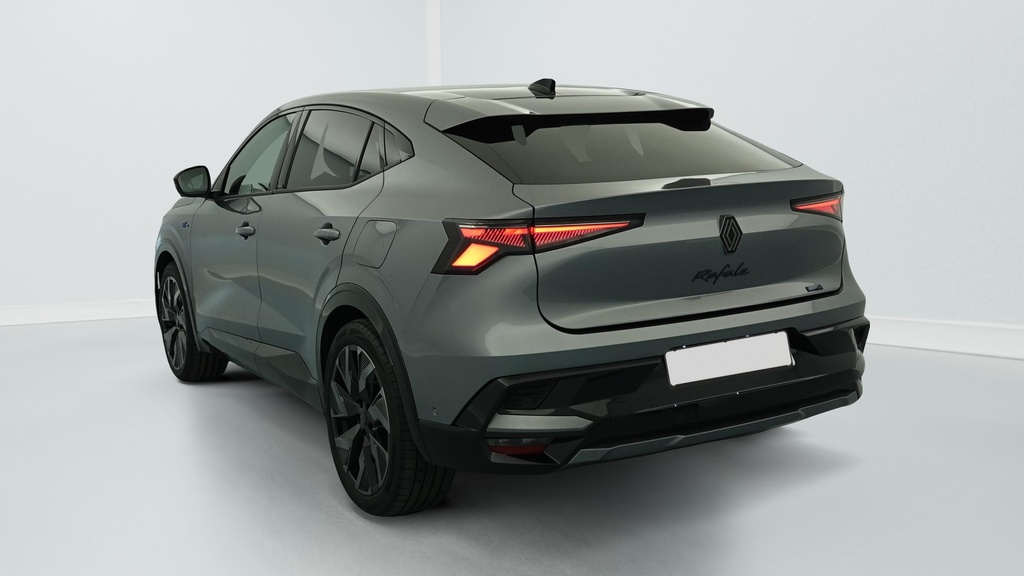 Renault Rafale hyper hybrid E-Tech 4×4 300 esprit Alpine