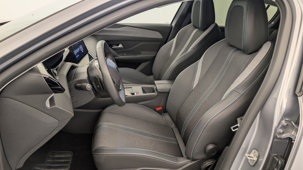 Peugeot 308 Hybrid 136 e-DCS6 Allure